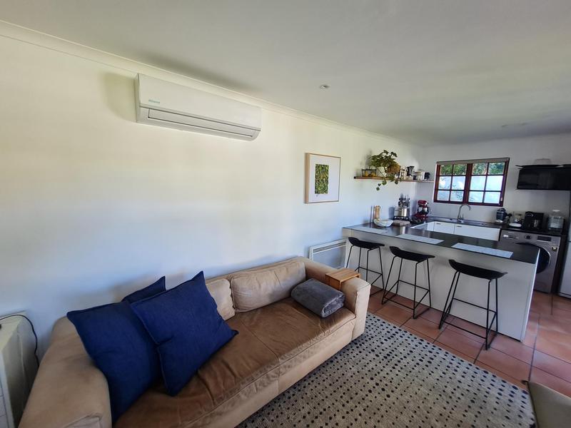 To Let 1 Bedroom Property for Rent in Somerset West Western Cape